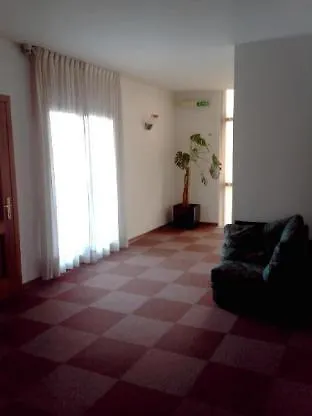 Hotel Niki Tribiano