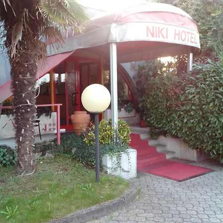 Niki Hotel 3*