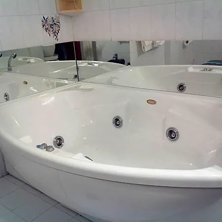 Niki Hotel 3*